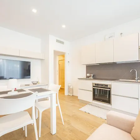 Wave Zan Apartment *