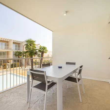 Wave Zan Apartment